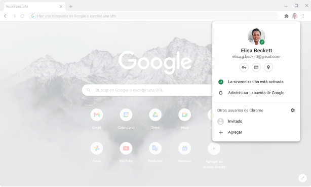 Ventana del navegador Chrome que muestra la configuración de cuenta y sincronización para las Cuentas de Google, con la sincronización habilitada.
